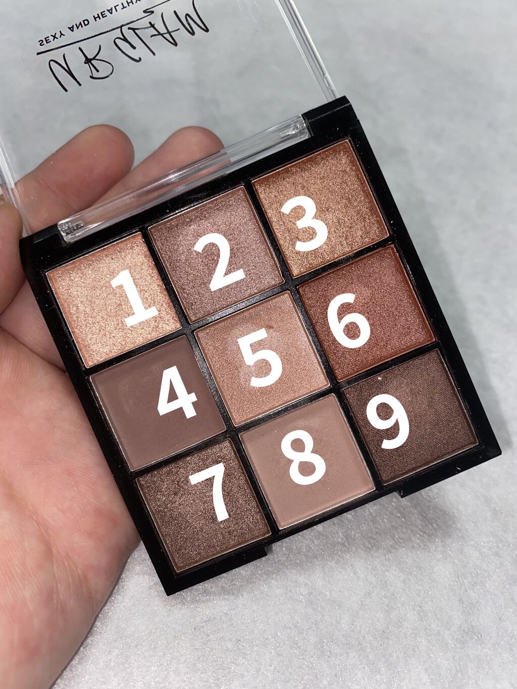 UR GLAM　BLOOMING EYE COLOR PALETTE/U R GLAM/アイシャドウパレットを使ったクチコミ（2枚目）