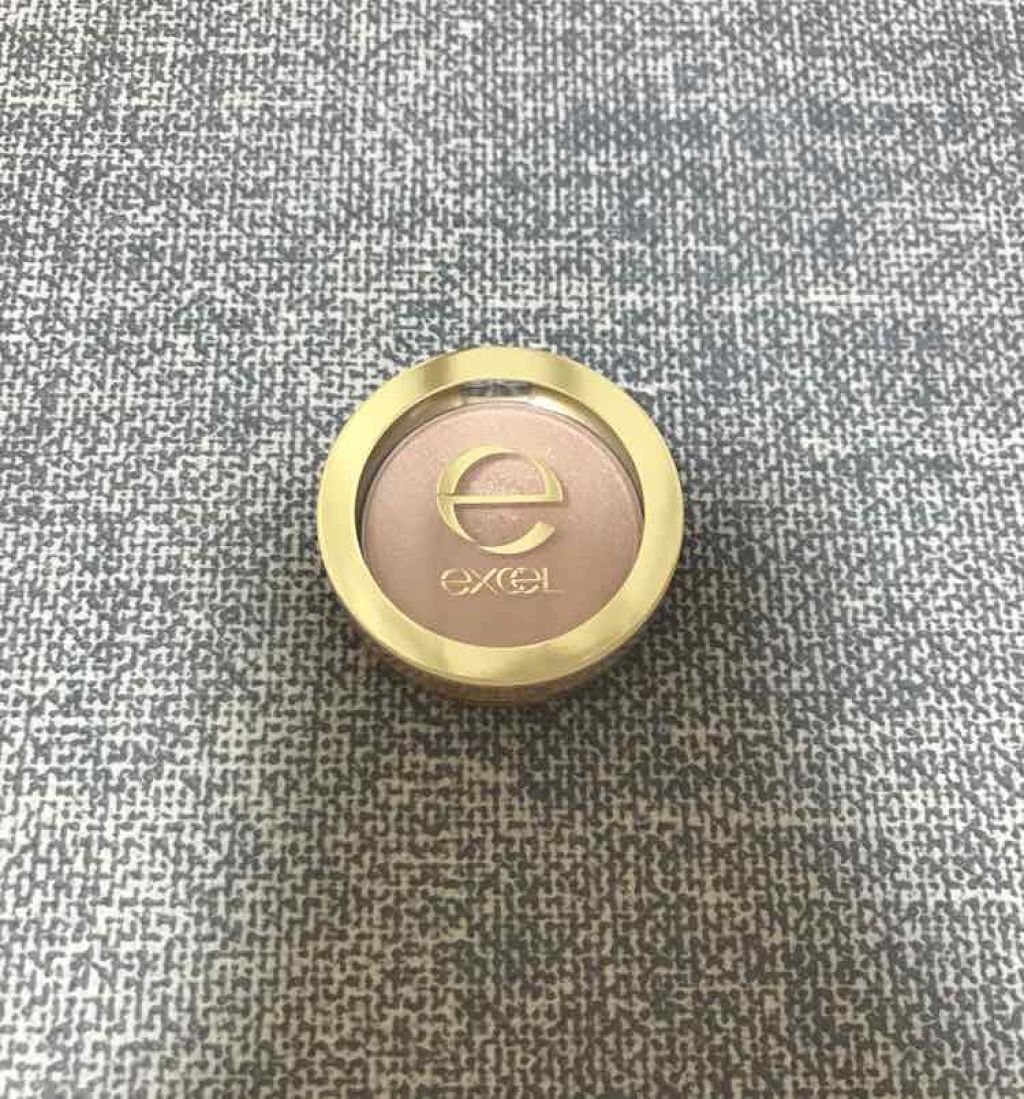 シャイニーシャドウ N/excel/単色アイシャドウを使ったクチコミ(1枚目)