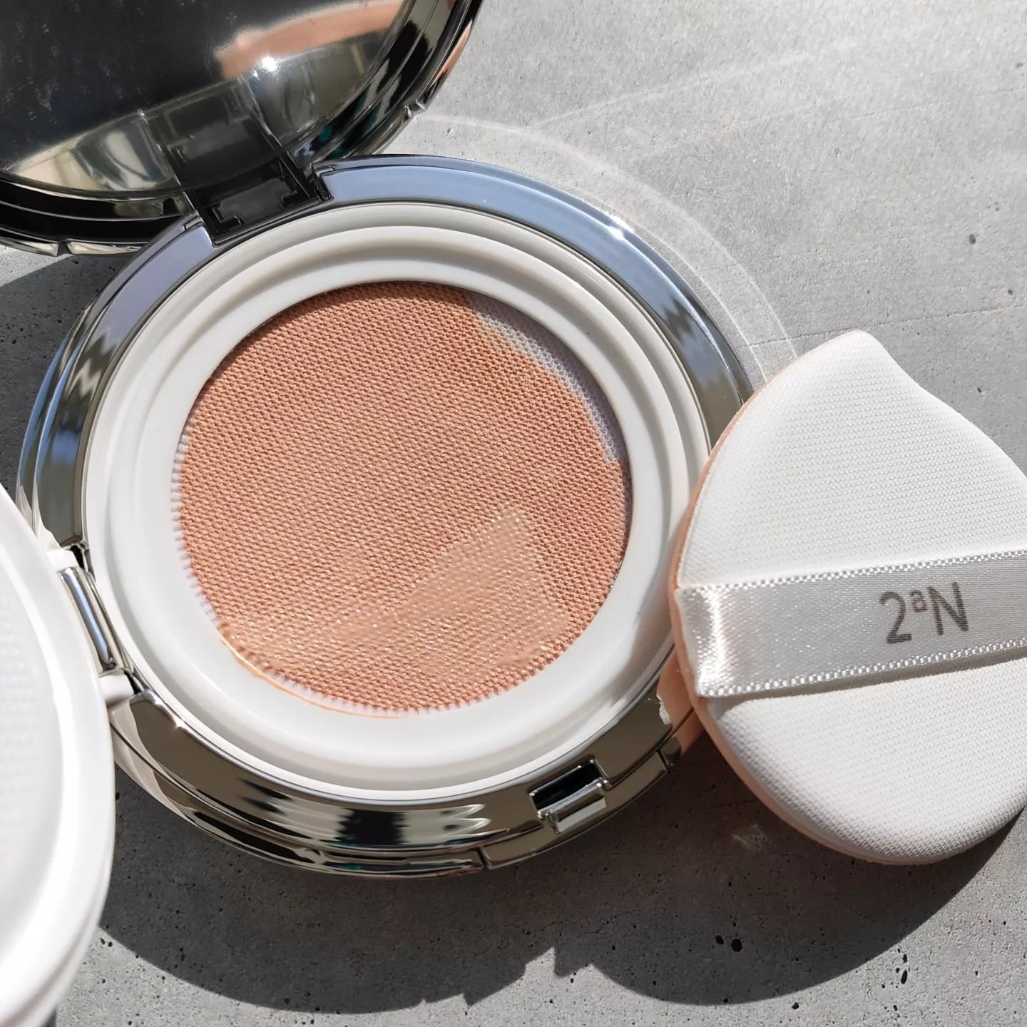 グリーミングテンションパクト/2aN/クリーム・エマルジョンファンデーションを使ったクチコミ（2枚目）