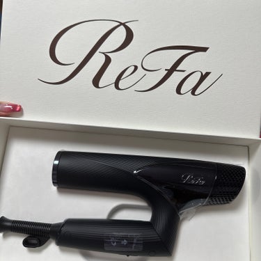 #ReFa
#ビューテックドライヤースマート
#02 #ブラック

リファのスマートドライヤーです。


誕生日にいただきました🩶

軽いのにすぐ乾いて重宝しています。

センシングプログラム
イオン搭