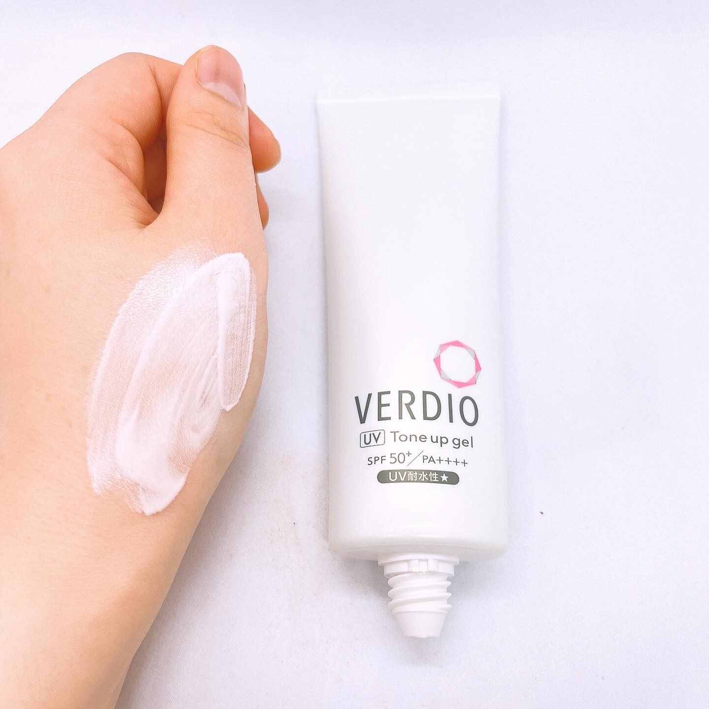 ベルディオ ＵＶトーンアップジェル シアーピンク/メンターム/日焼け止めジェルを使ったクチコミ（3枚目）