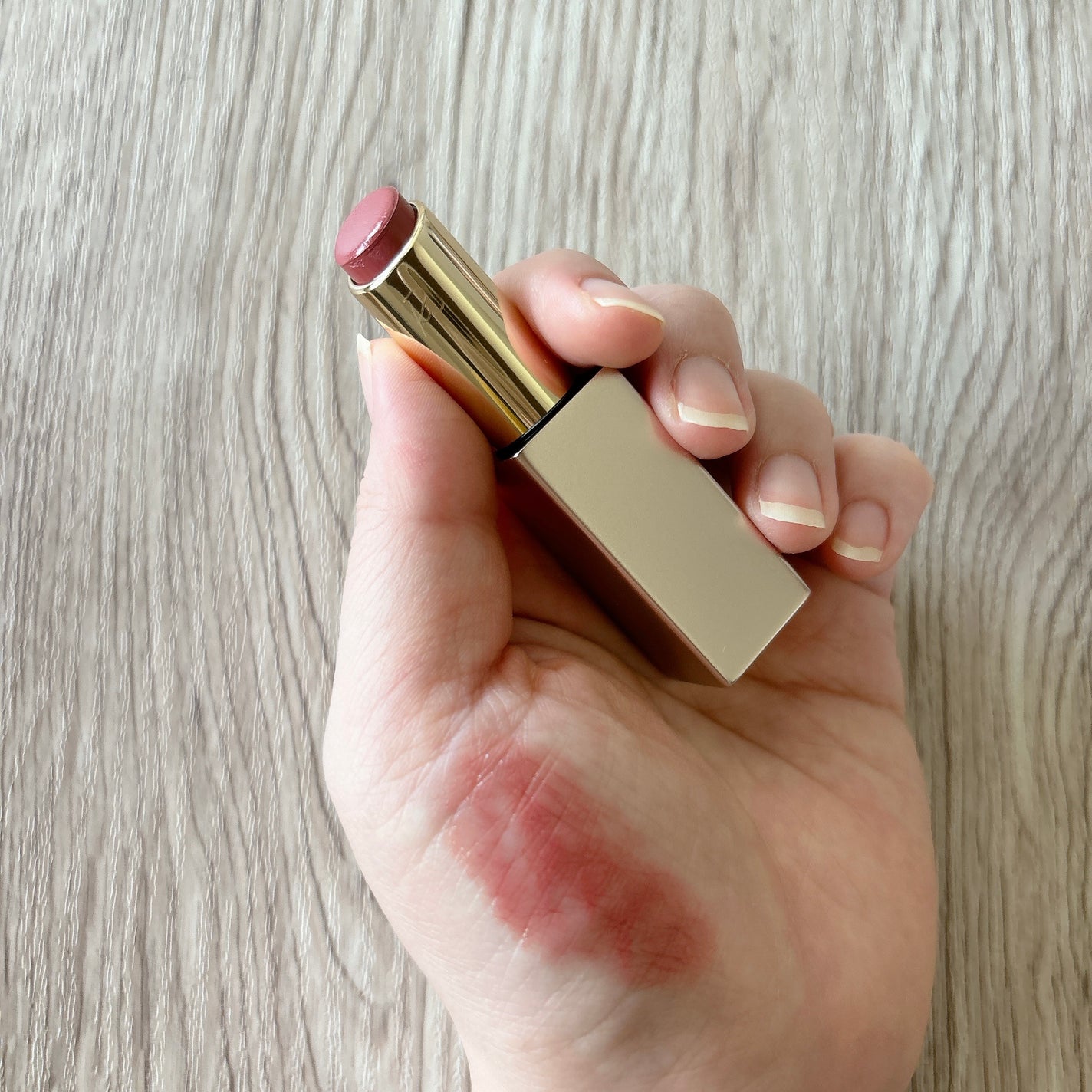 リリミュウ バタールージュ/Ririmew/口紅を使ったクチコミ(4枚目)