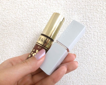 モイスチャー リッチ リップスティック 115 輝椿 - KAGUTSUBAKI/SUQQU/口紅を使ったクチコミ(3枚目)