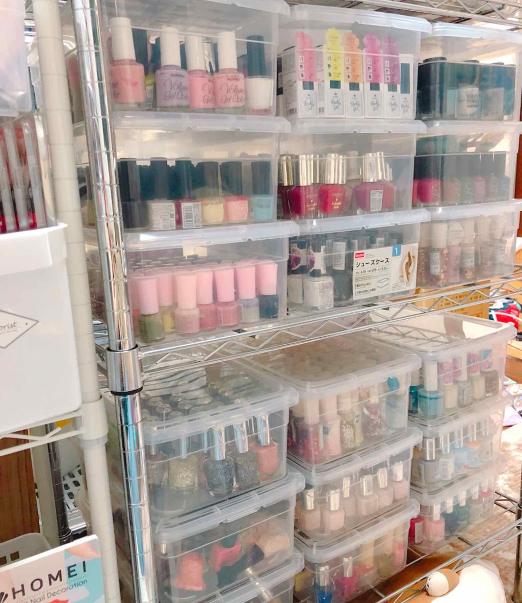 しずく【ほぼ100均ネイル】 on LIPS 「自己紹介ほぼ100均ネイルのしずくです🐰基本アメブロ、LINE..」(4枚目)