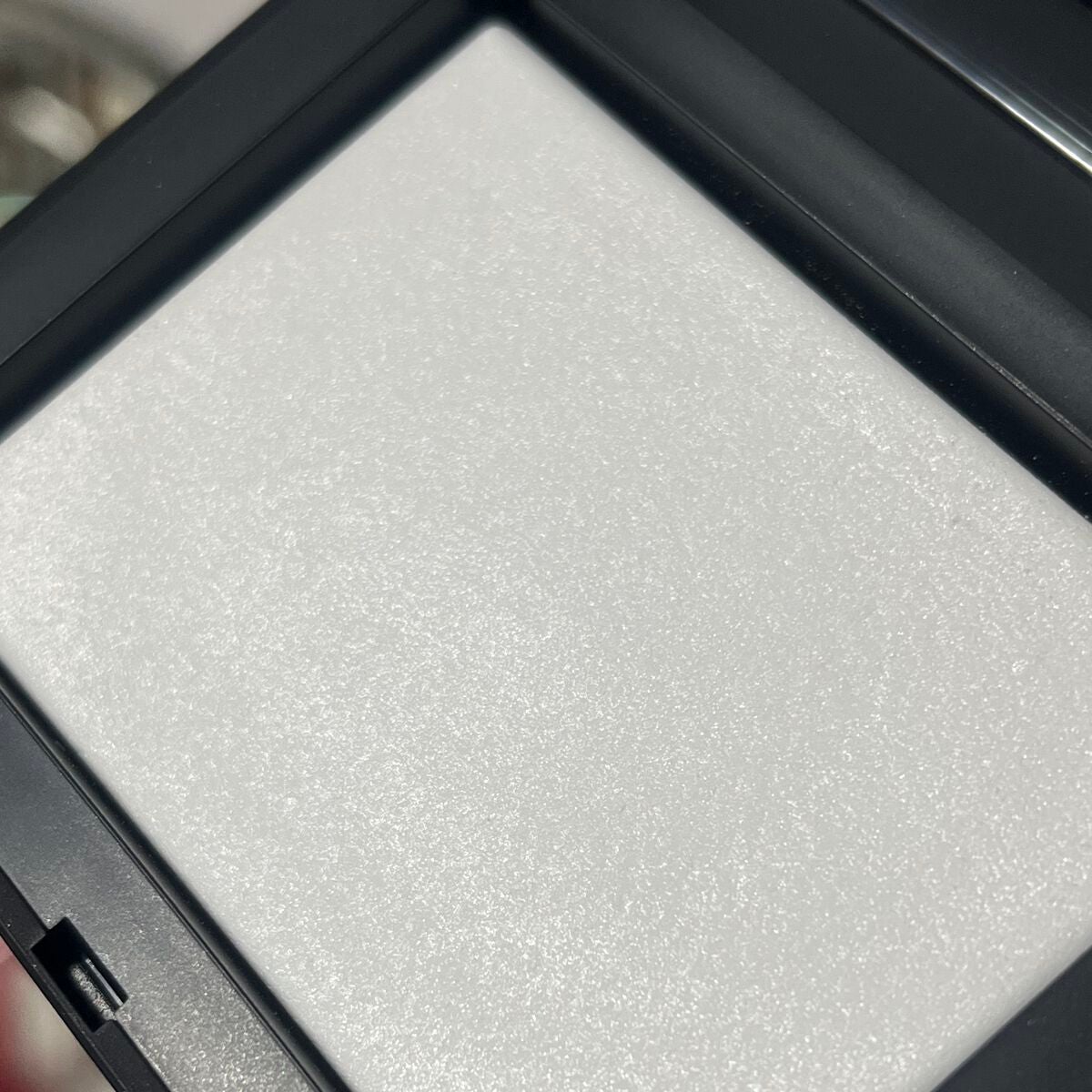 ライトリフレクティングセッティングパウダー プレスト N/NARS/プレストパウダーを使ったクチコミ(2枚目)