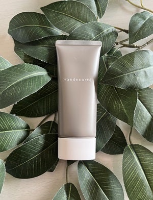 ハンデコルテ/キユートピア/ネック・デコルテケアを使ったクチコミ(1枚目)