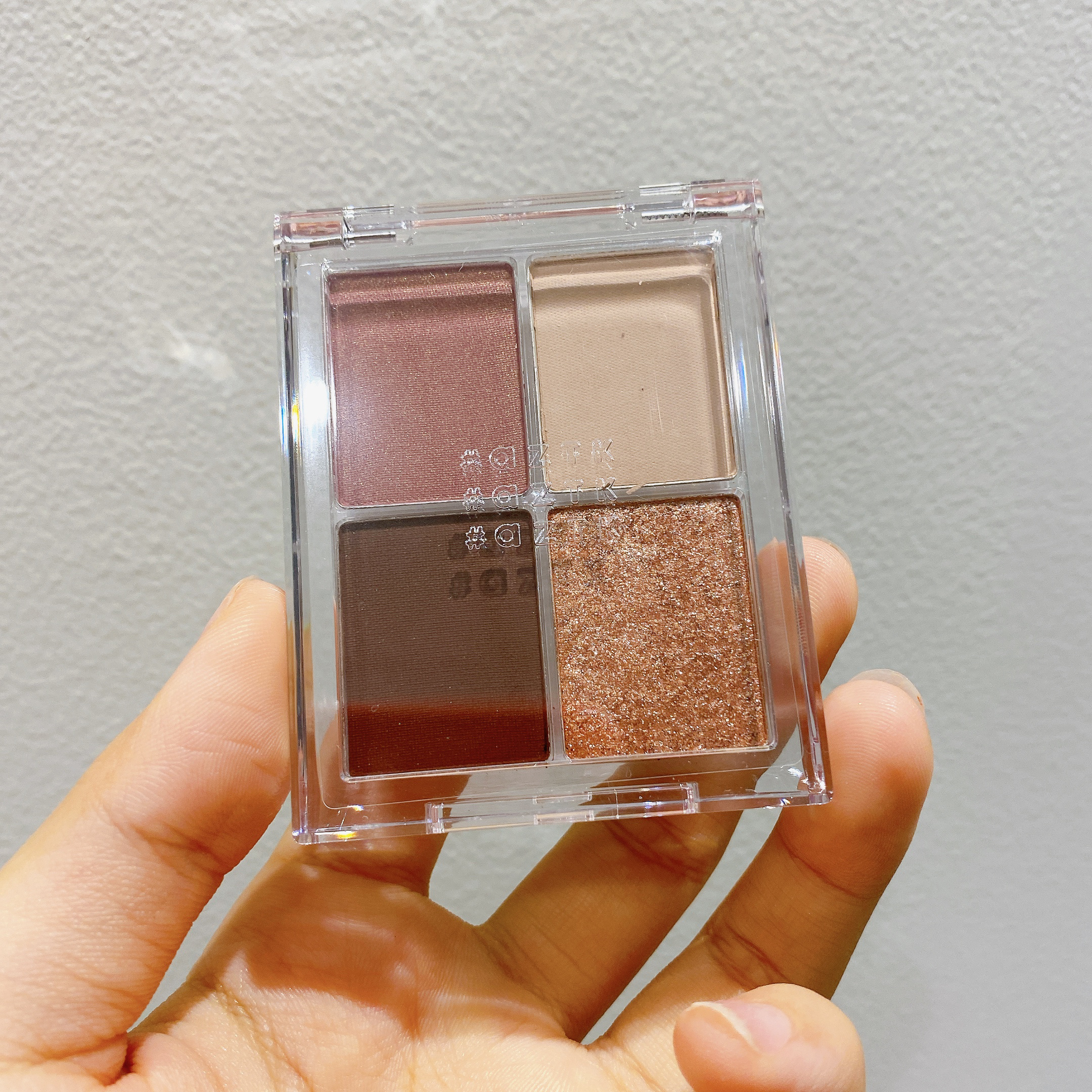 4色アイシャドウパレット/aZTK/アイシャドウパレットを使ったクチコミ（1枚目）