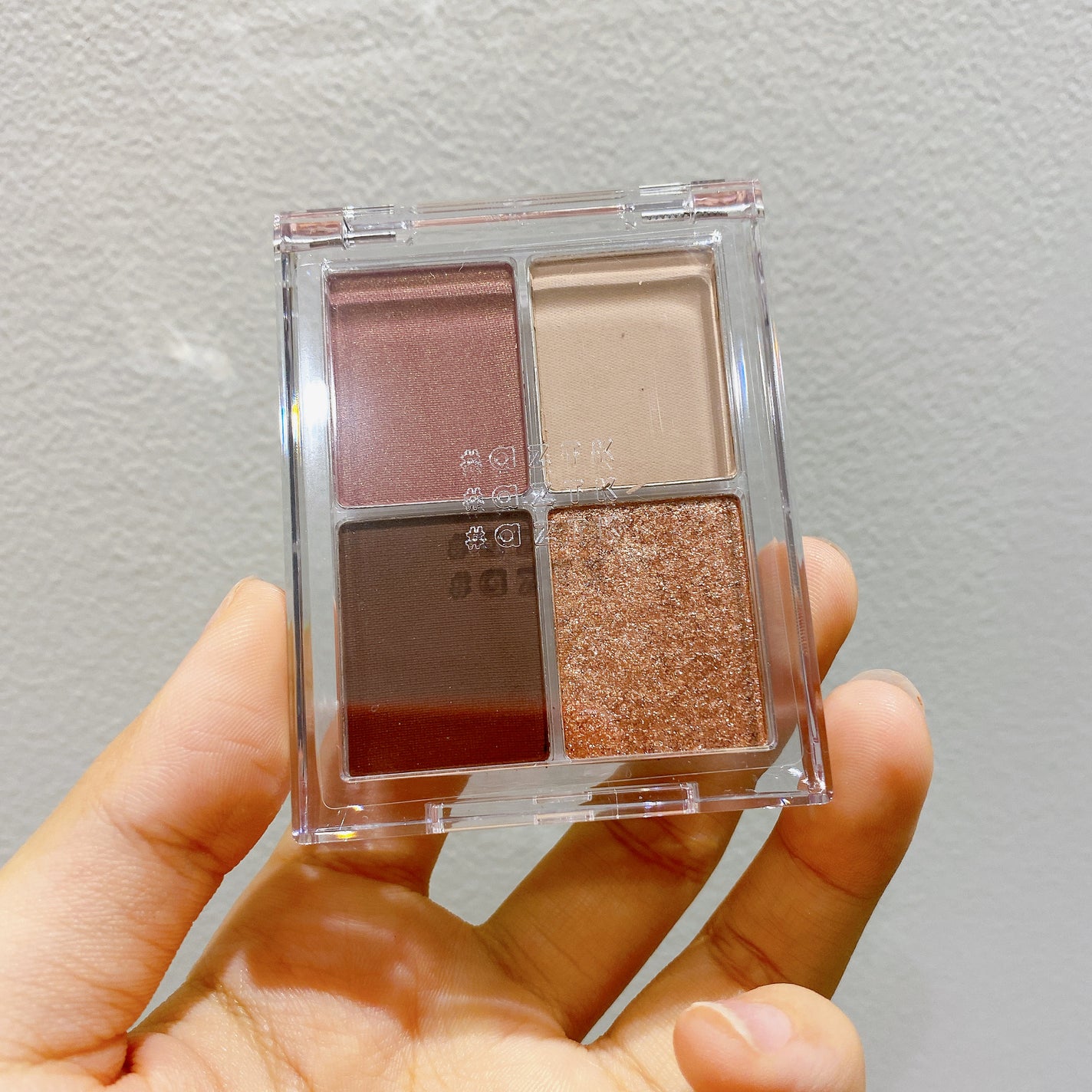 4色アイシャドウパレット/aZTK/アイシャドウパレットを使ったクチコミ(1枚目)