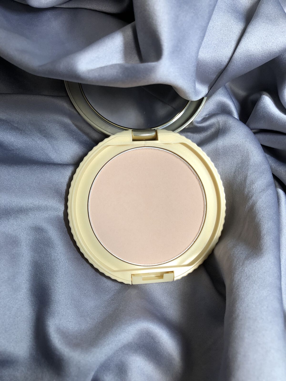 【旧品】マシュマロフィニッシュパウダー/キャンメイク/プレストパウダーを使ったクチコミ（2枚目）