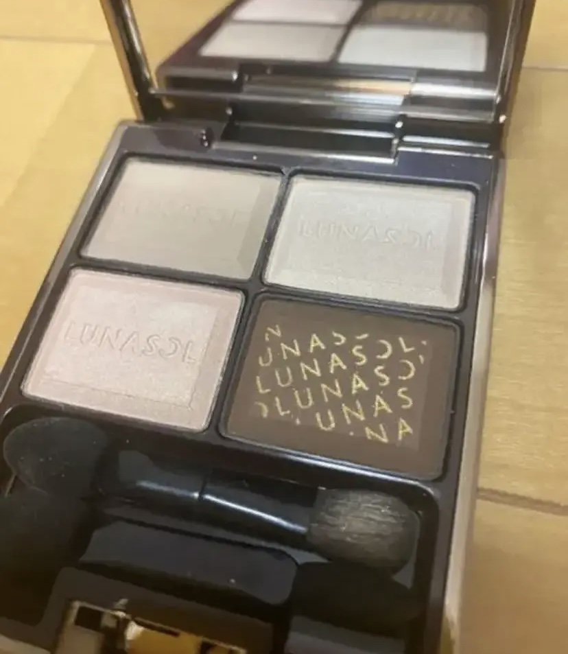 セレクション・ドゥ・ショコラアイズ/LUNASOL/アイシャドウパレットを使ったクチコミ（1枚目）