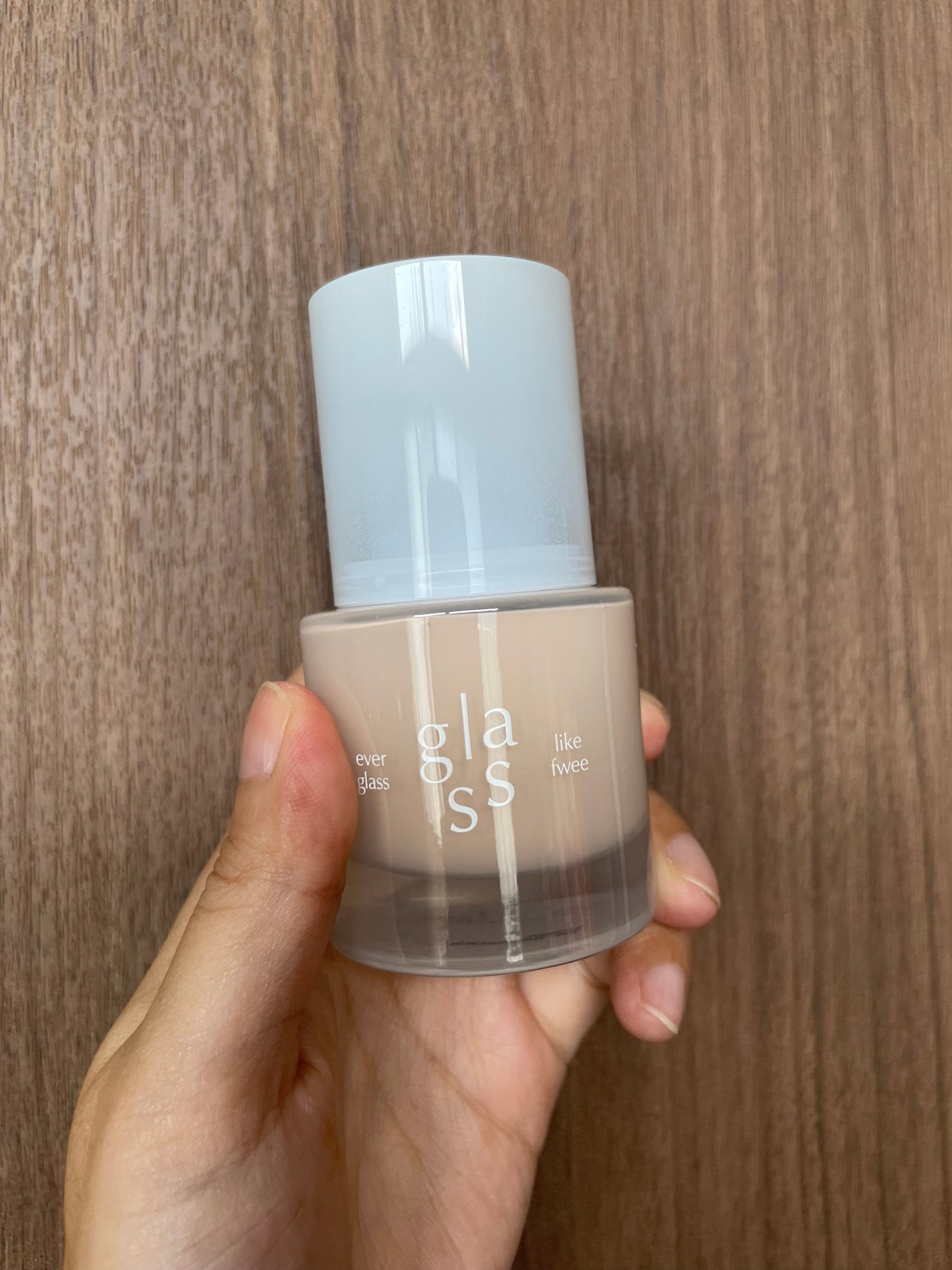 フィーファンデーションガラス/fwee/リキッドファンデーションを使ったクチコミ(2枚目)