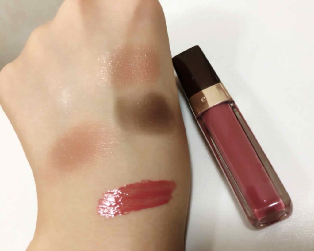 ルージュ&シャドウのクリスマス限定コフレ tsumori chisato 限定デザインポーチ付き/est/メイクアップキットを使ったクチコミ(4枚目)