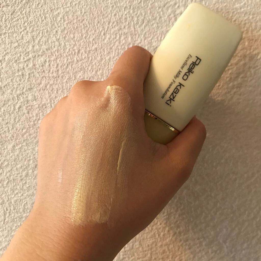 えり on LIPS 「今日の使い切り☺︎#かづきれいこ#エクセレントミルキーファンデ..」(3枚目)