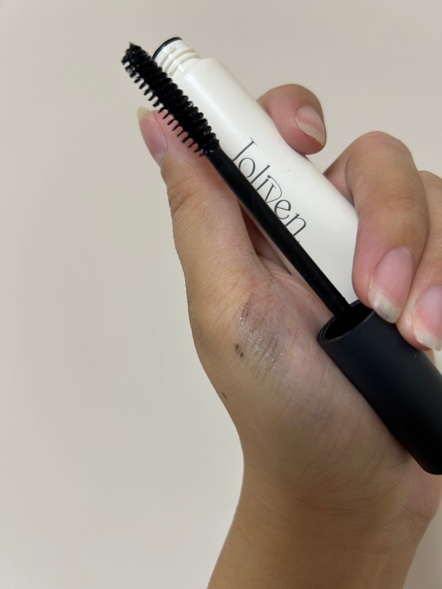 マスカラカラーフィクサー/Joliyen/眉マスカラを使ったクチコミ(2枚目)