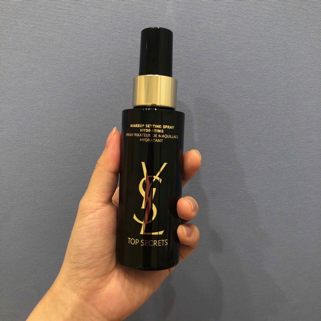 YVES SAINT LAURENT BEAUTE トップ シークレット セッティング グロウ スプレーのクチコミ「頂いたYSLのセッティングスプレー✨

かなりミストが細かくて、たくさんつけても物足りなくて何.....」（1枚目）