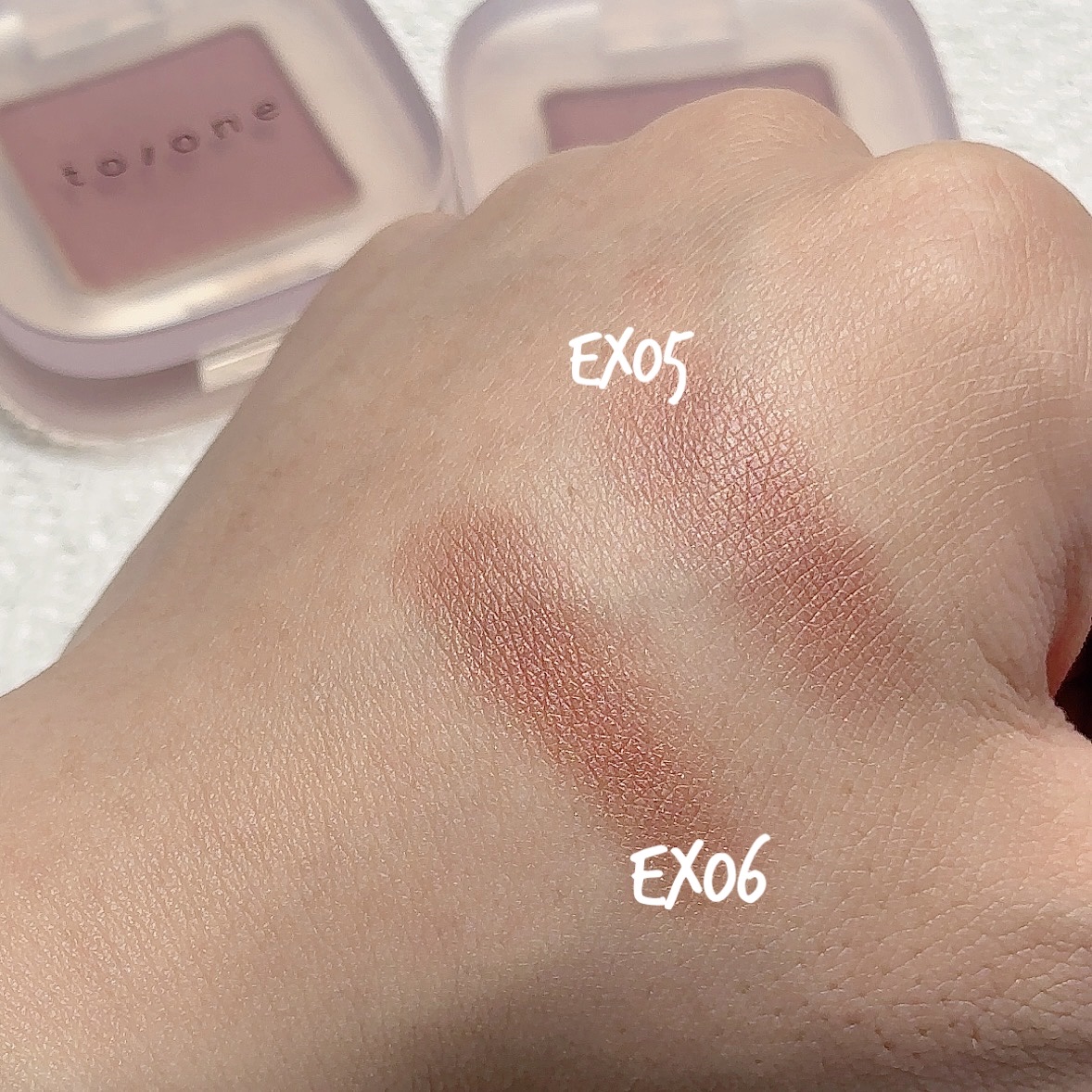 ペタル フロート アイシャドウ EX05 Sensual Mauve/to/one/アイシャドウパレットを使ったクチコミ（3枚目）