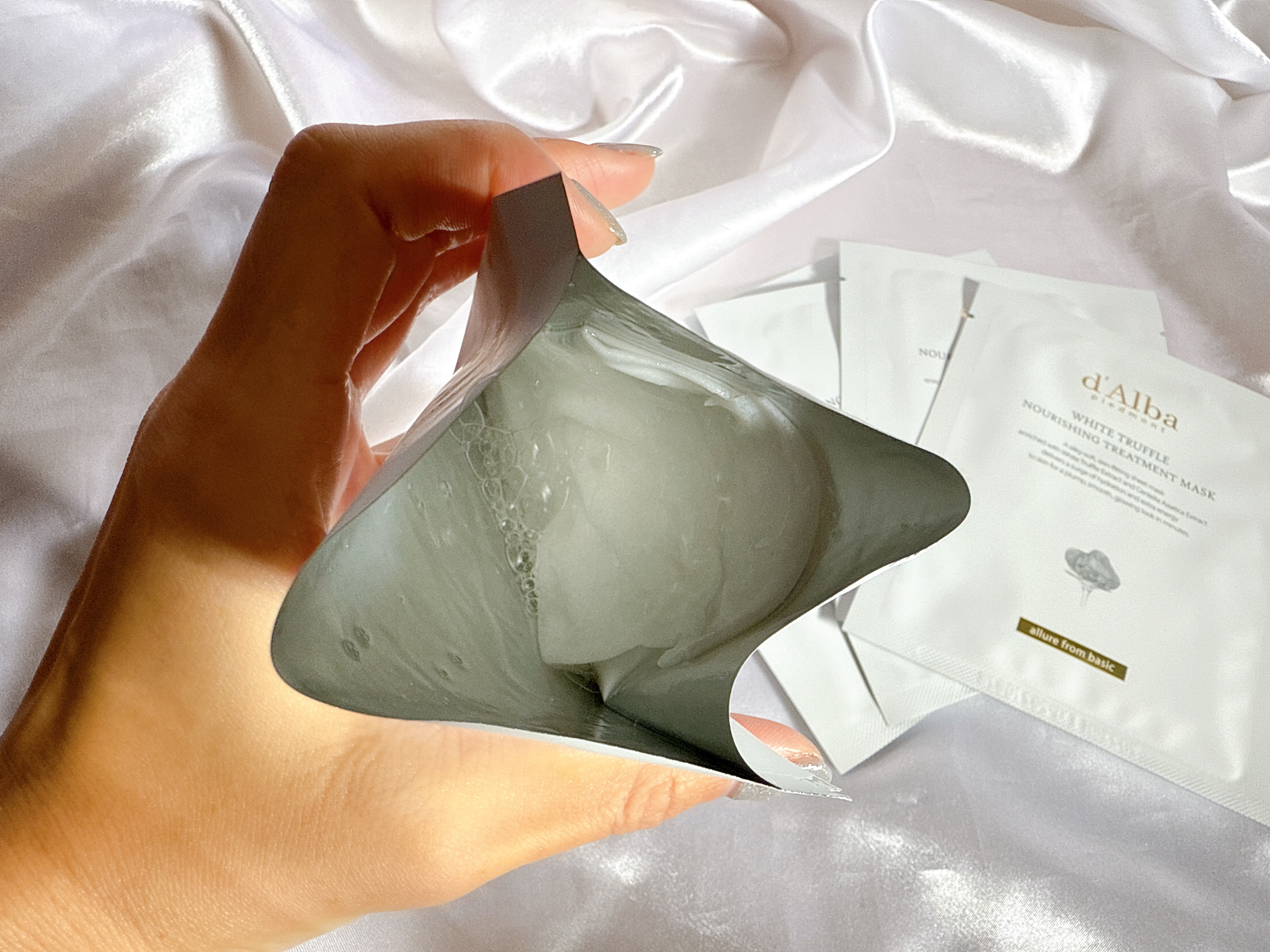 ホワイトトリュフナリシングトリートメントマスク/ダルバ/シートマスク・パックを使ったクチコミ（2枚目）