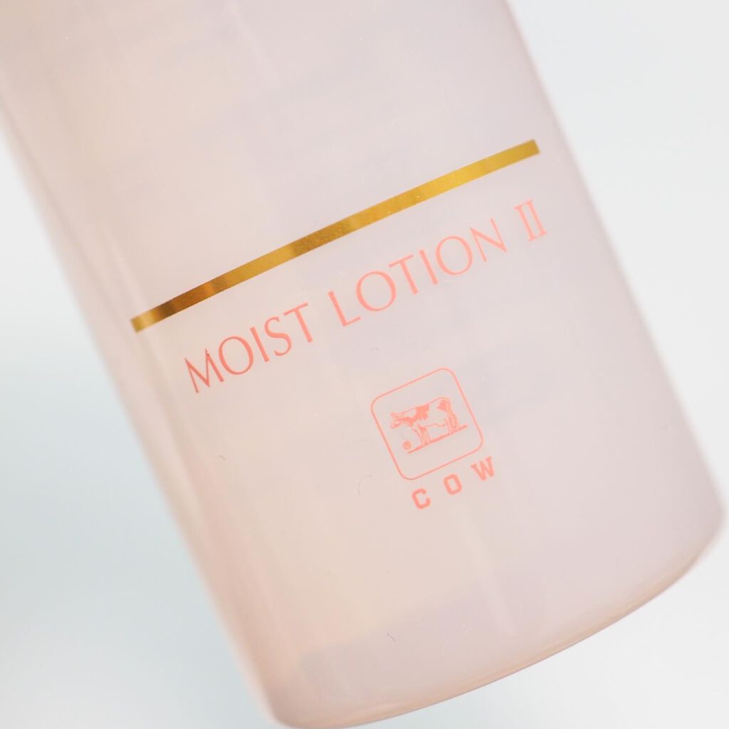 カウブランド無添加 保湿化粧水 とてもしっとりのクチコミ「
カウブランド無添加保湿化粧水 175ml
とてもしっとりタイプ

赤い箱に牛のイラストが描か.....」（2枚目）