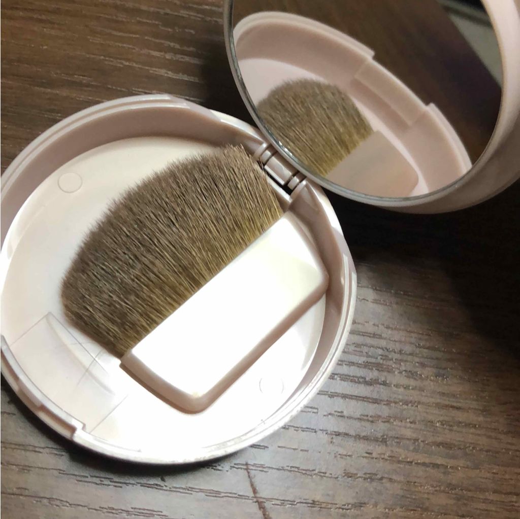 スキンライト プレスト パウダー/REVLON/プレストパウダーを使ったクチコミ（3枚目）