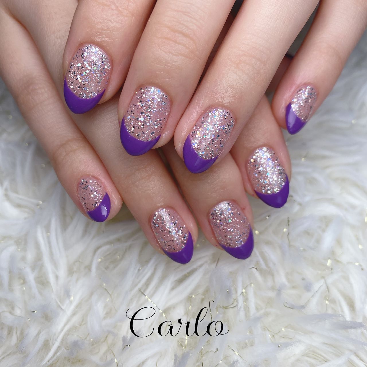 YUKA on LIPS 「.simple2ベースラメ追加..#狭山ヶ丘ネイルサロン#小手..」(2枚目)