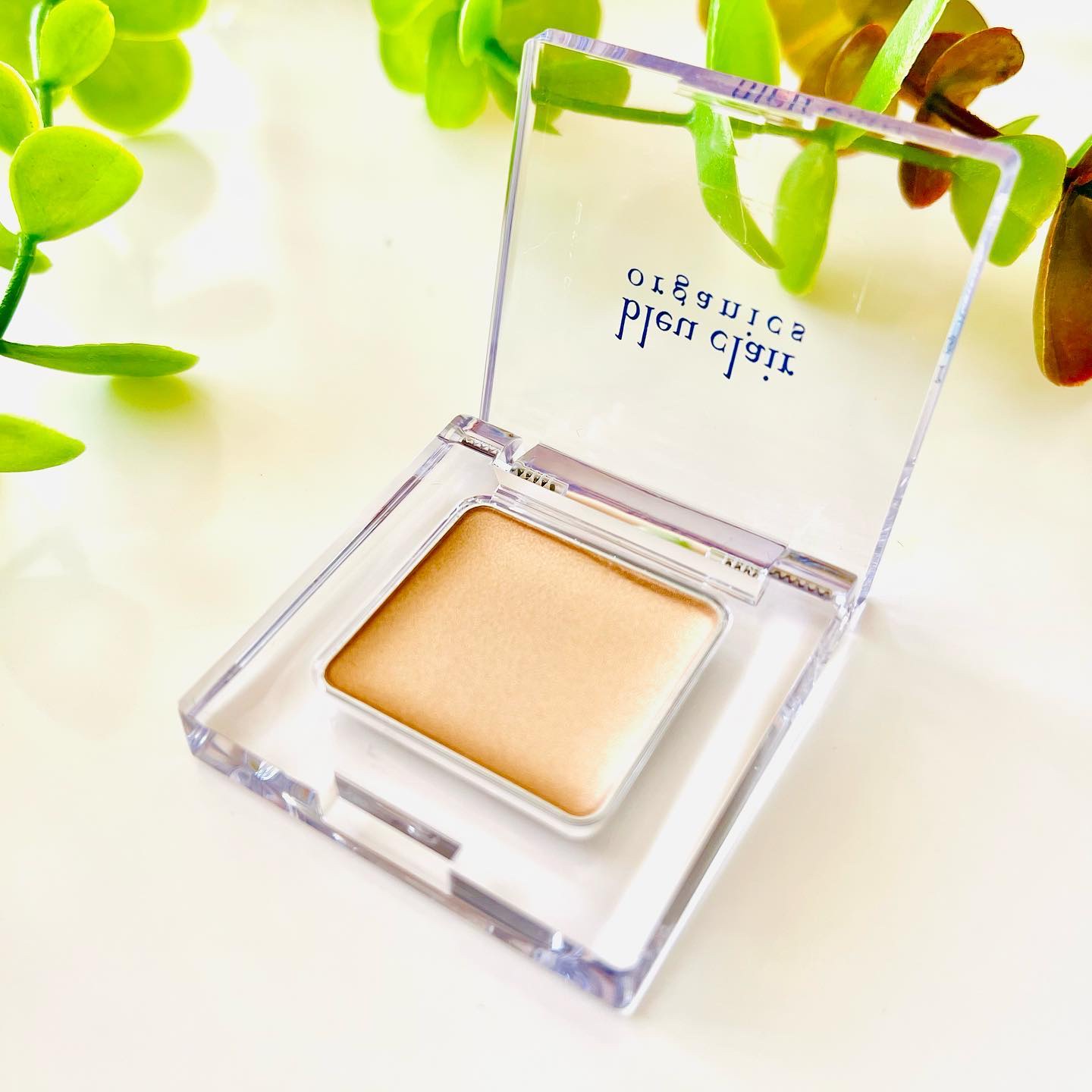 オーガニックアイカラークリーム/ブルークレール/ジェル・クリームアイシャドウを使ったクチコミ（2枚目）