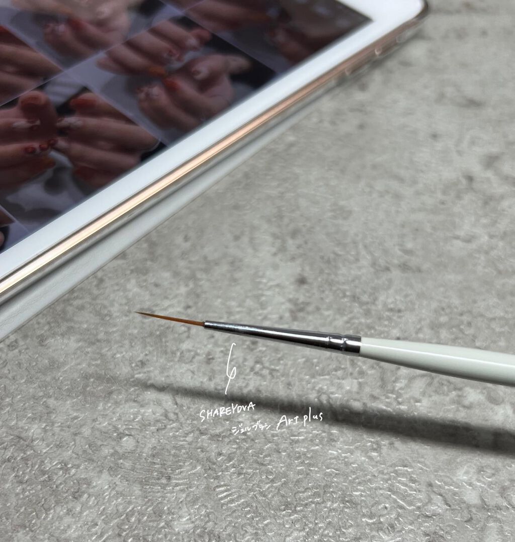 YUKA on LIPS 「🍒🍒🍒🍒🍒細い部分はシャレドワさんの筆🖌チェックネイルの縦ライ..」(3枚目)