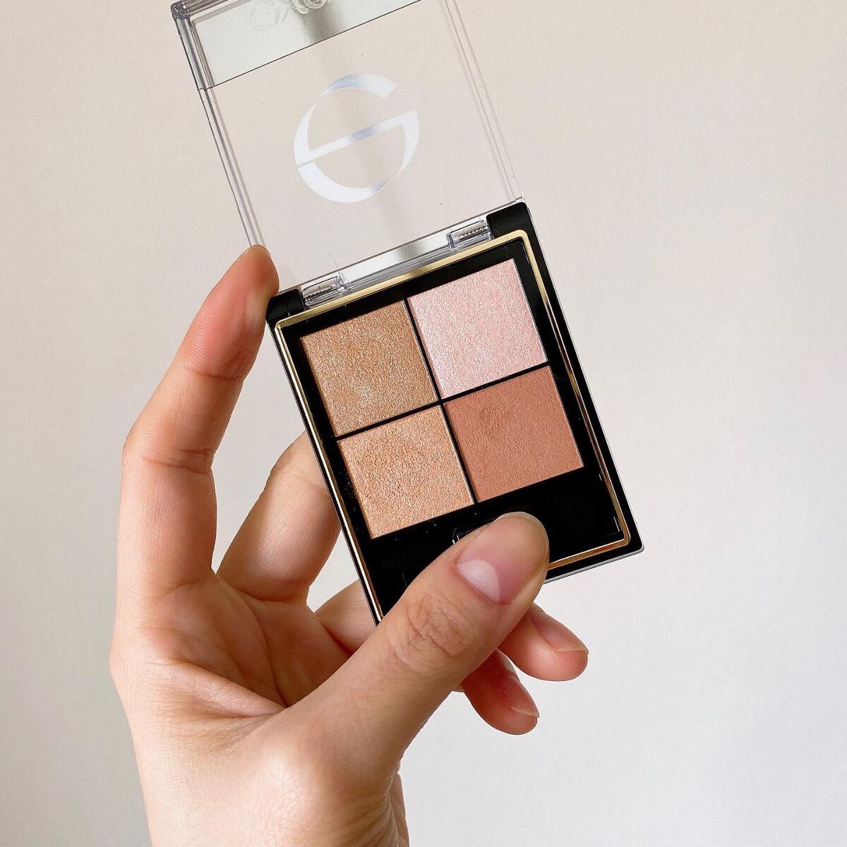 リアルクローズシャドウ/excel/アイシャドウパレットを使ったクチコミ(1枚目)