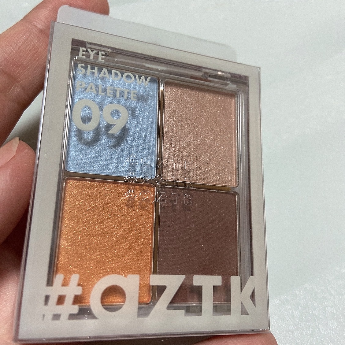 4色アイシャドウパレット 09 ボンボンズカラー/aZTK/アイシャドウパレットを使ったクチコミ（1枚目）
