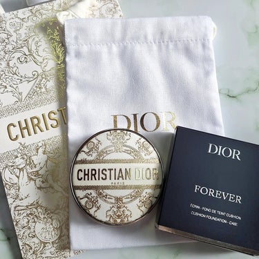 Dior 【旧】ディオールスキン フォーエヴァー クッションのクチコミ「2023年、DIORのクリスマスコフレ🎄🌟
 
 
11月3日限定発売💖
 
クリスマス コレ.....」（1枚目）