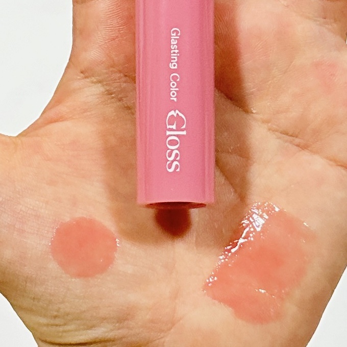 グラスティングカラーグロス/rom&nd/リップグロスを使ったクチコミ（2枚目）