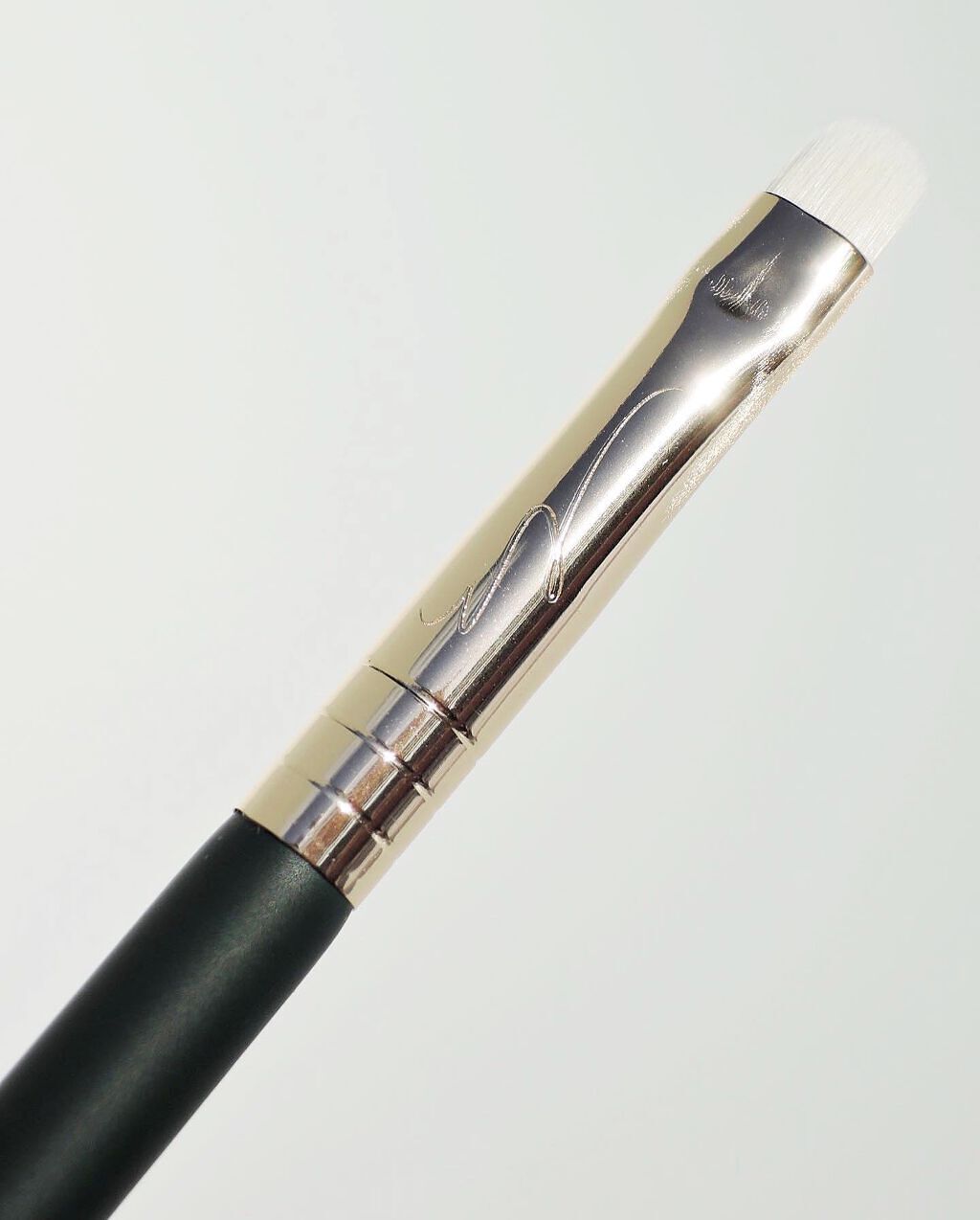 Eyeline Smudge Brush NUN06/SOOA DOR/メイクブラシを使ったクチコミ(2枚目)