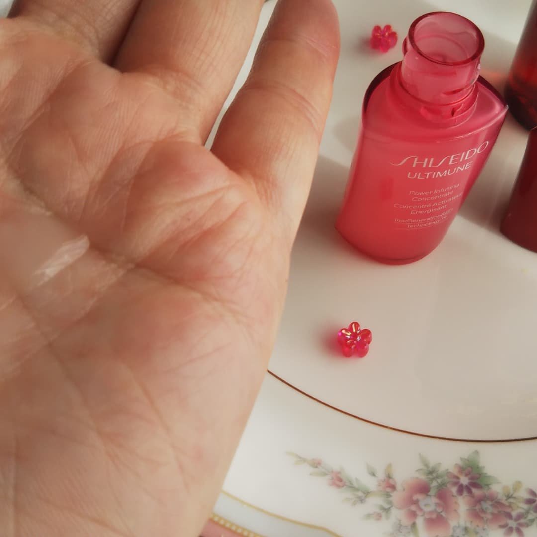 アルティミューン パワライジング コンセントレート Ⅲn/SHISEIDO/美容液を使ったクチコミ（3枚目）