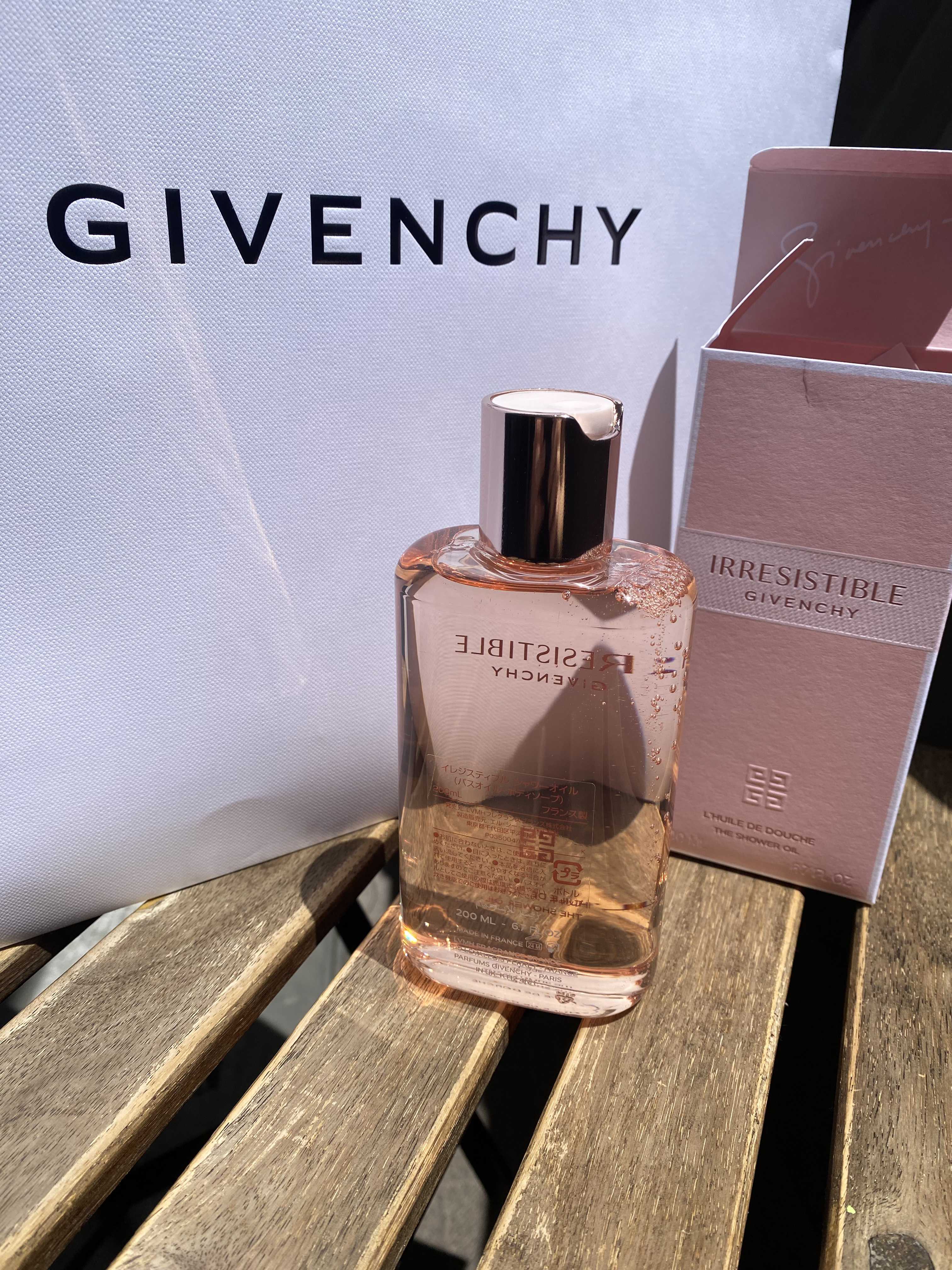 試してみた】イレジスティブル シャワーオイル GIVENCHYのリアルな