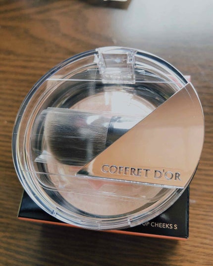 スマイルアップチークスS 01 サーモンピンク/コフレドール/パウダーチークを使ったクチコミ(2枚目)