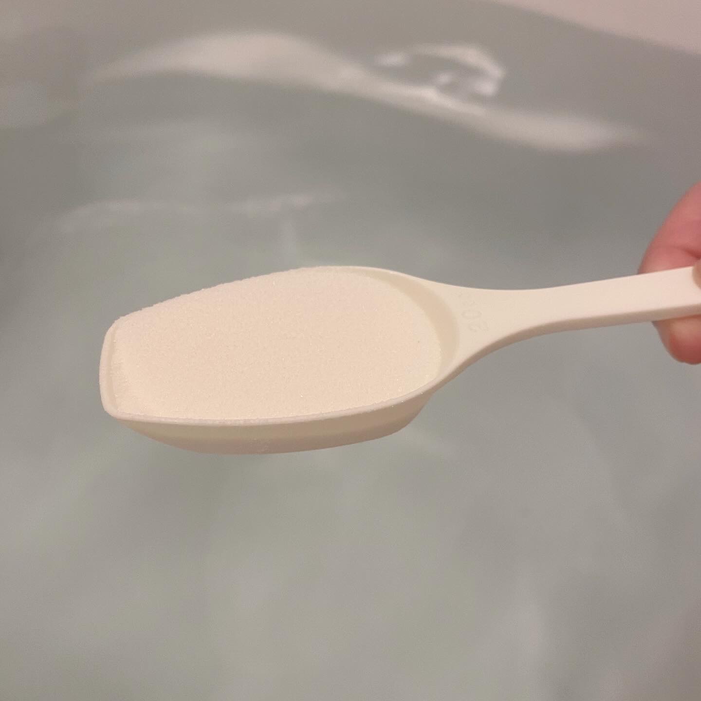 フレモ バスパウダー ビバシャスネロリ/FLEMO/無機塩系入浴剤を使ったクチコミ（3枚目）