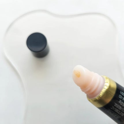 ニベア ロイヤルブルーリップ 濃密美容ケア/ニベア/リップ美容液を使ったクチコミ(2枚目)