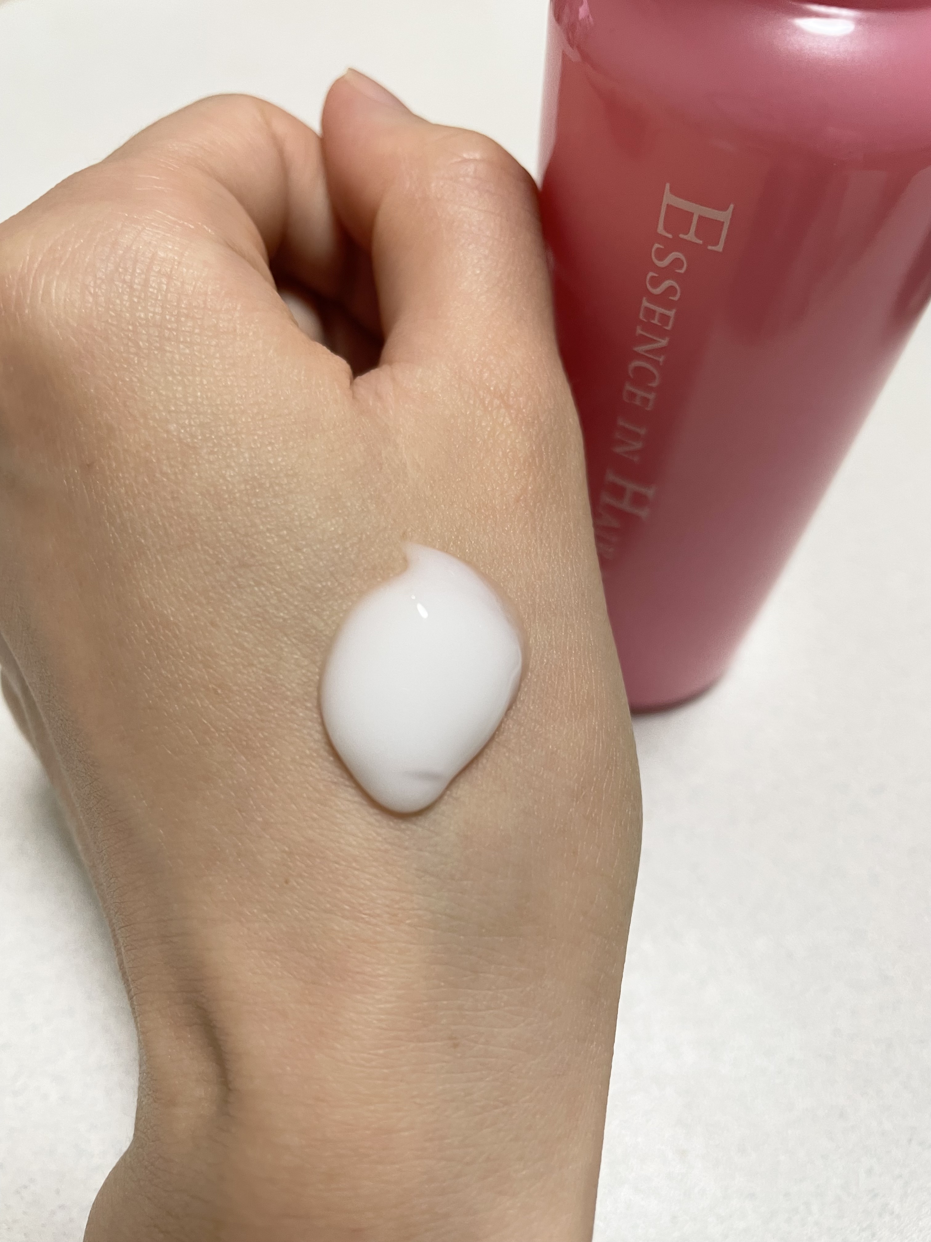 エッセンスインヘアミルク/オルビス/ヘアミルクを使ったクチコミ（3枚目）