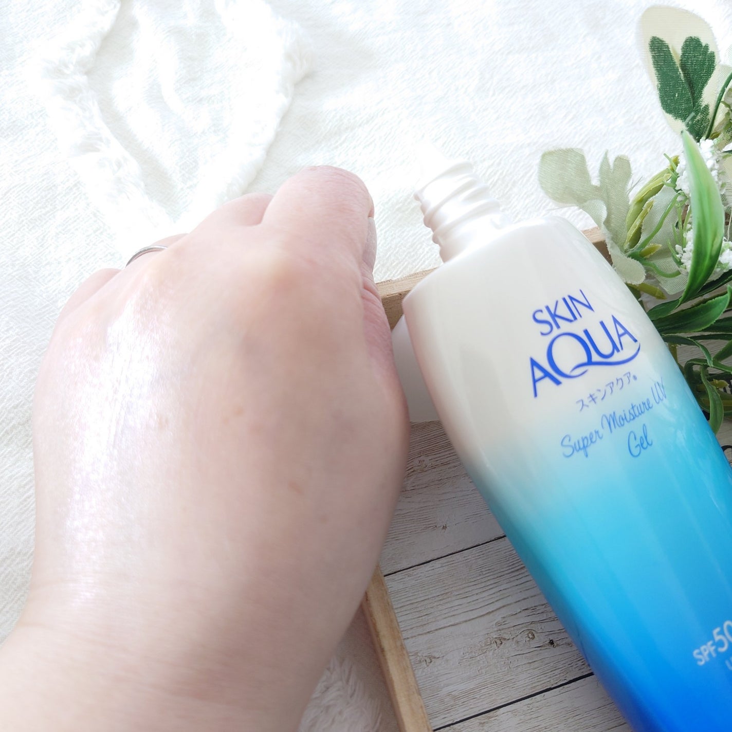 スキンアクア スーパーモイスチャージェル/スキンアクア/日焼け止めジェルを使ったクチコミ(6枚目)