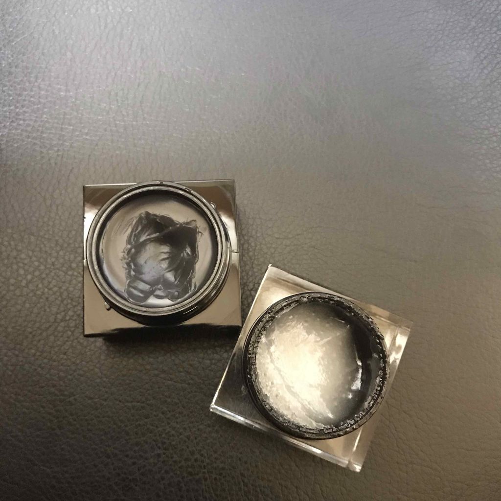 GIVENCHY ソワン ノワール リップのクチコミ「今回は私の使っている究極のリップのスペシャルケア用品、ジバンシィのソワンノワールリップバームと.....」（2枚目）