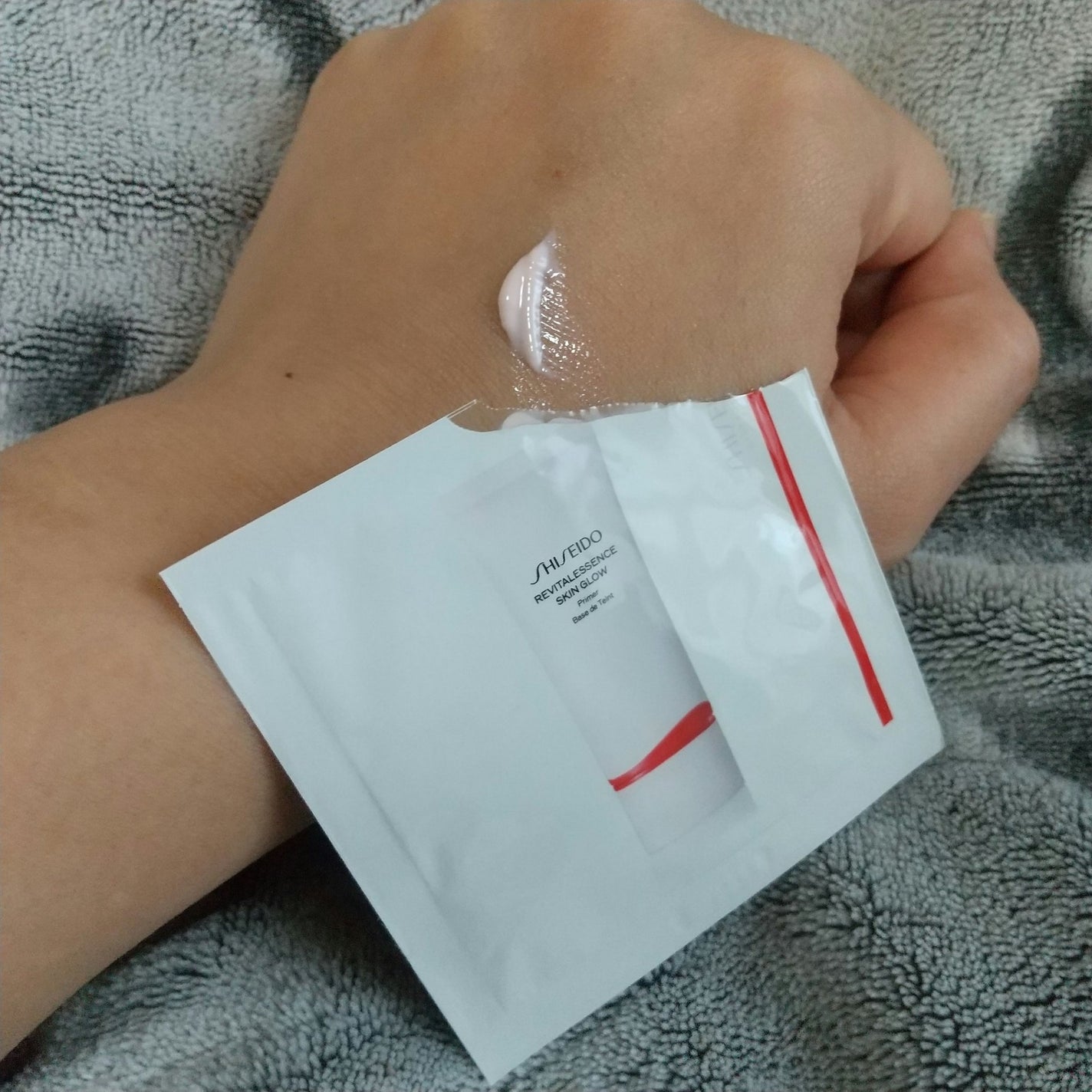 エッセンス スキングロウ プライマー /SHISEIDO/化粧下地を使ったクチコミ(3枚目)