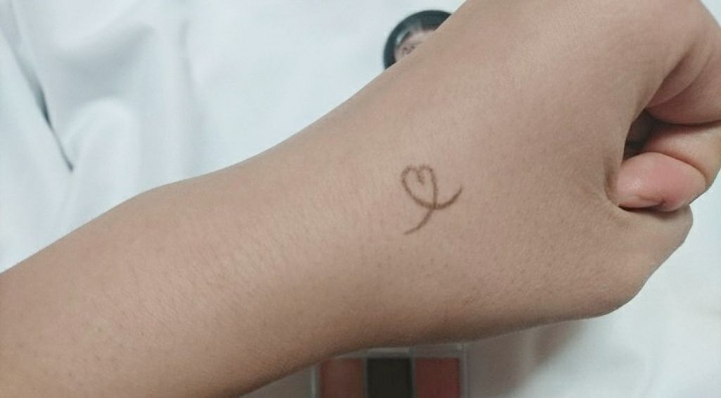 ダイソー 関西コレクションコラボコスメ/DAISO/パウダーチークを使ったクチコミ（2枚目）