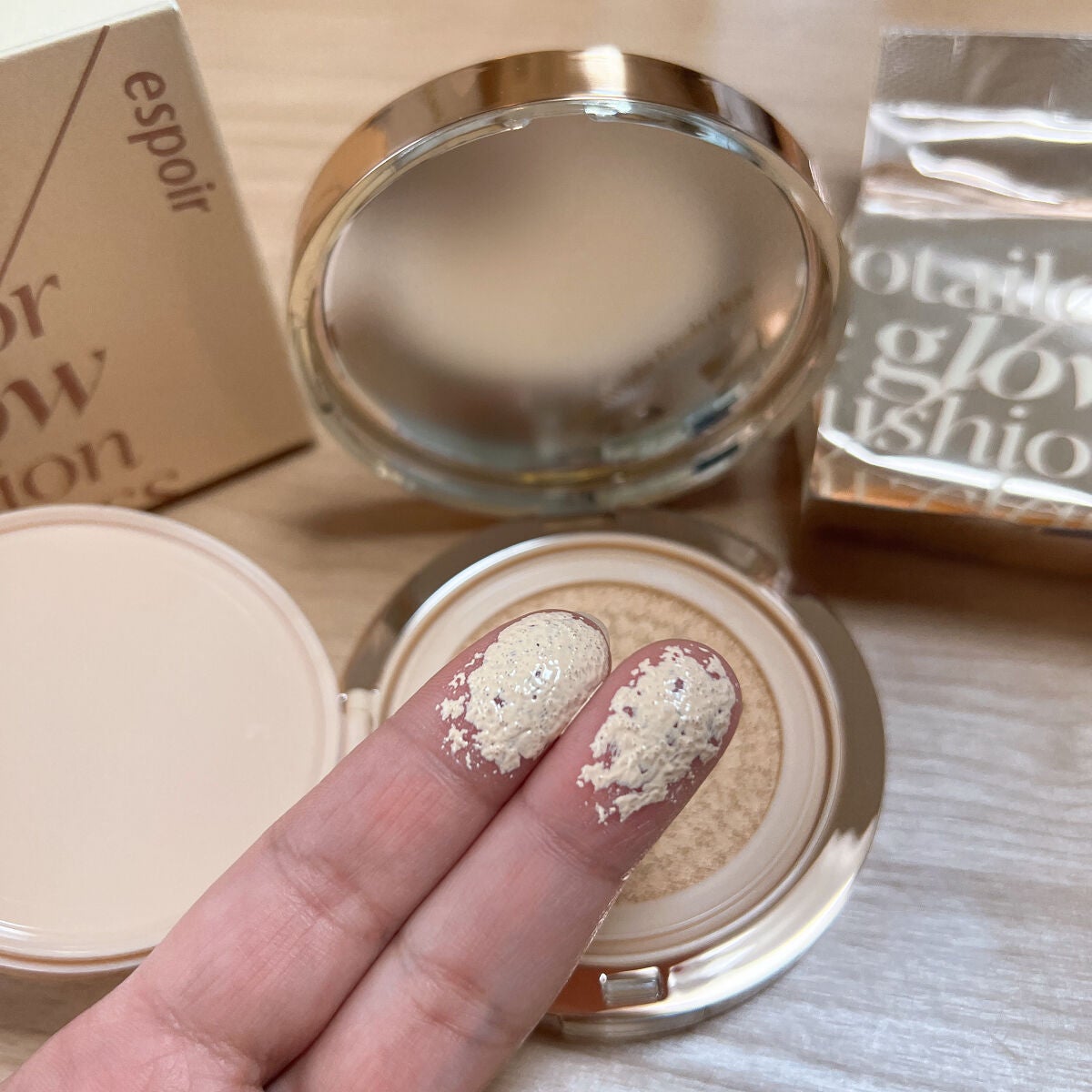 プロテーラービーグロウクッション ニュークラス/espoir/クッションファンデーションを使ったクチコミ(3枚目)