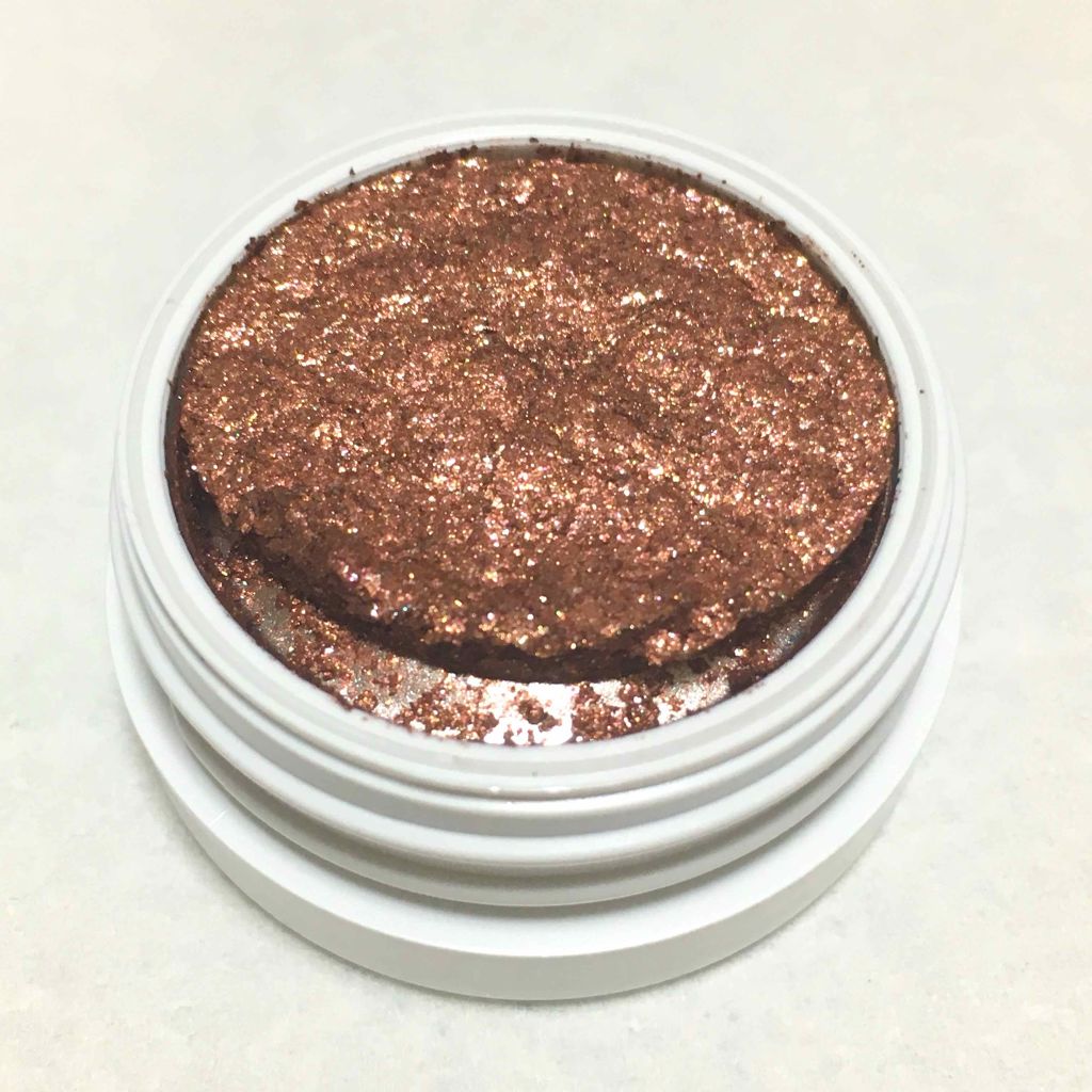 Super Shock Shadow/ColourPop/単色アイシャドウを使ったクチコミ（2枚目）