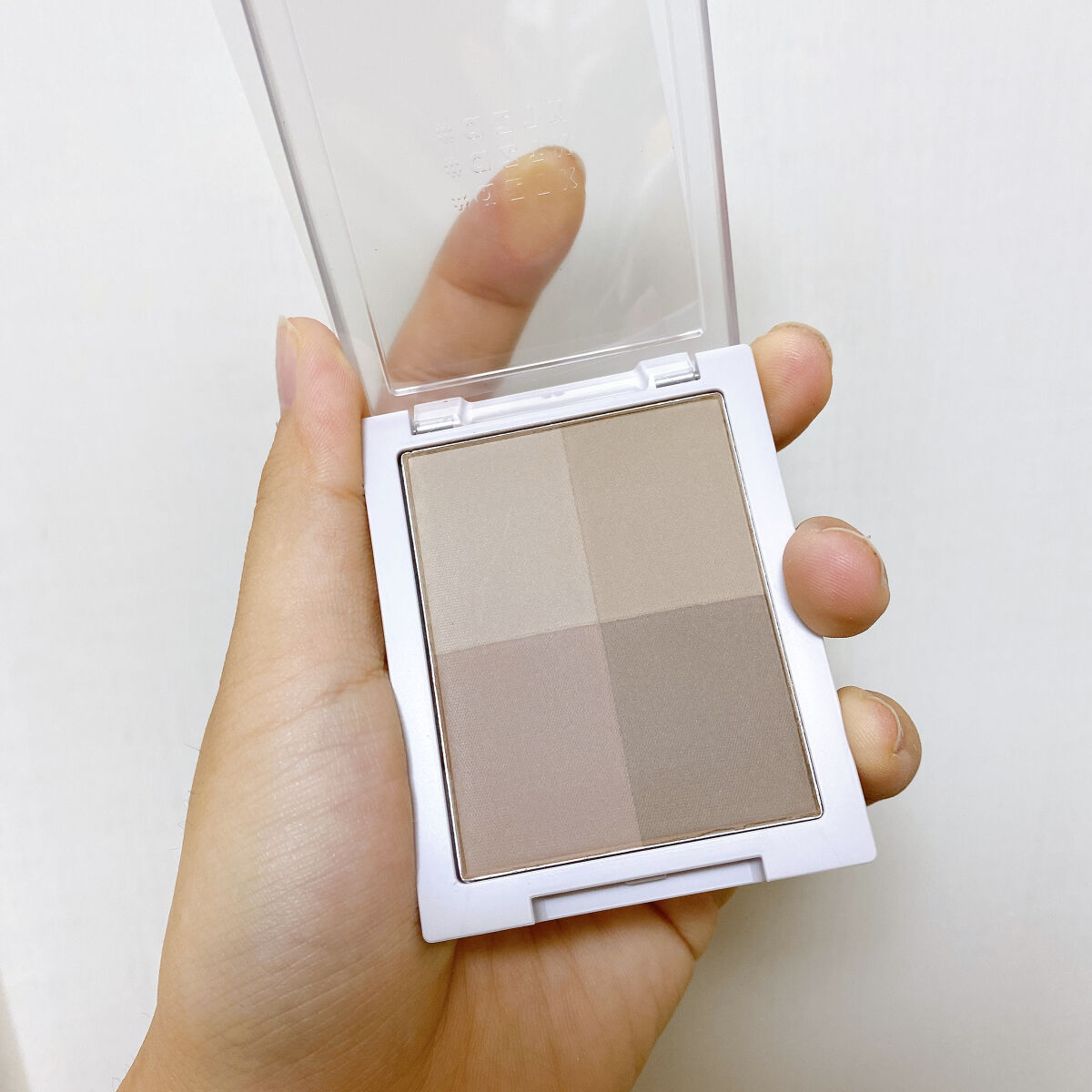 4色シェーディングパレット/aZTK/シェーディングを使ったクチコミ（2枚目）