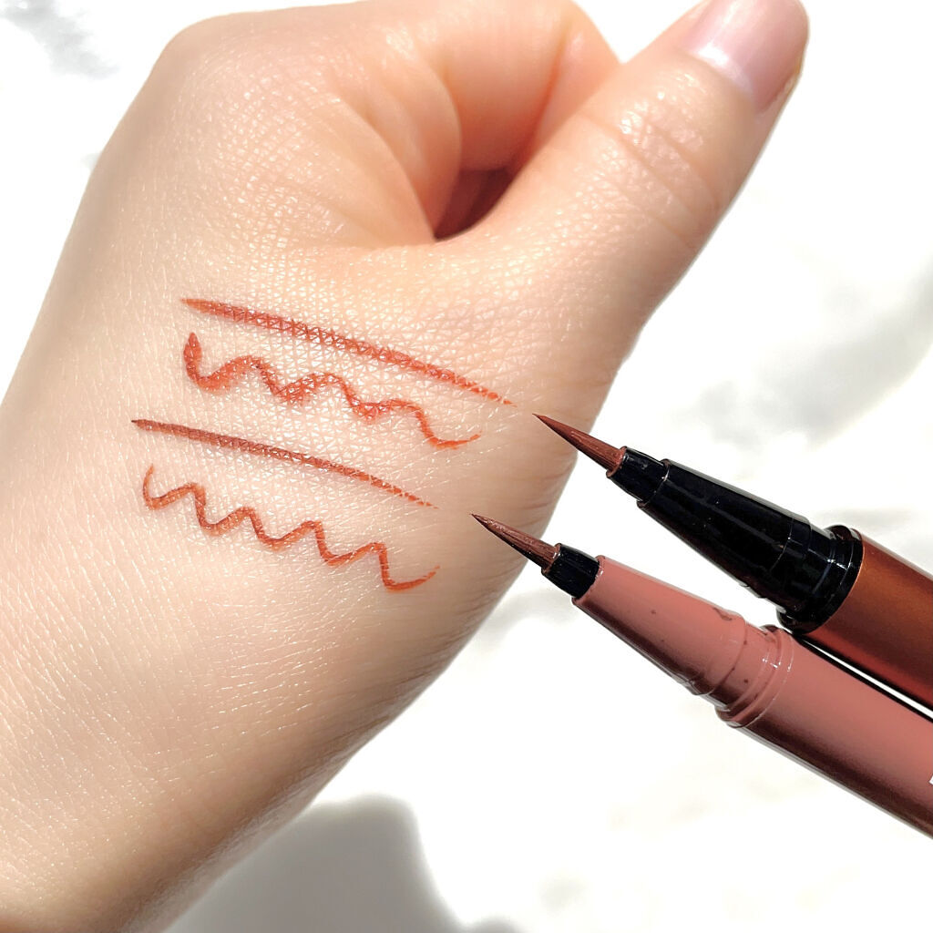 スキルレスライナー/LUMIURGLAS/リキッドアイライナーを使ったクチコミ（3枚目）