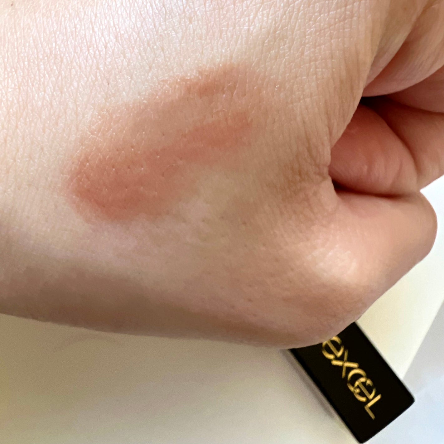 リップステディ/excel/口紅を使ったクチコミ(3枚目)