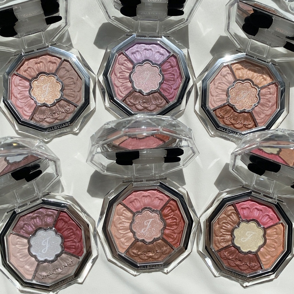 ジルスチュアート ブルームクチュール アイズ　ジュエルドブーケ/JILL STUART/アイシャドウパレットを使ったクチコミ（2枚目）