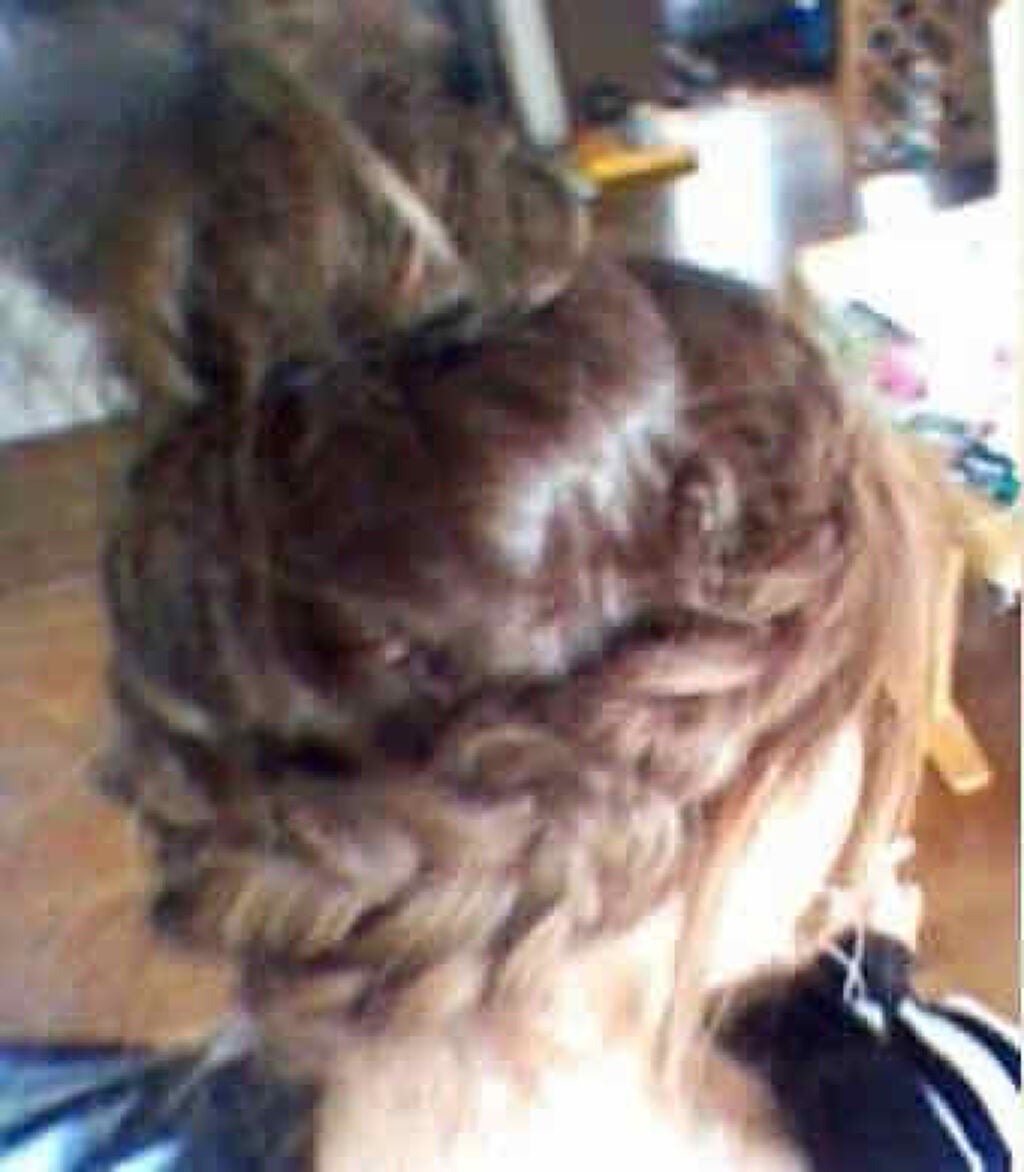 スーパーキープヘアスプレイ<エクストラハード> 無香料/VO5/ヘアスプレーを使ったクチコミ(2枚目)