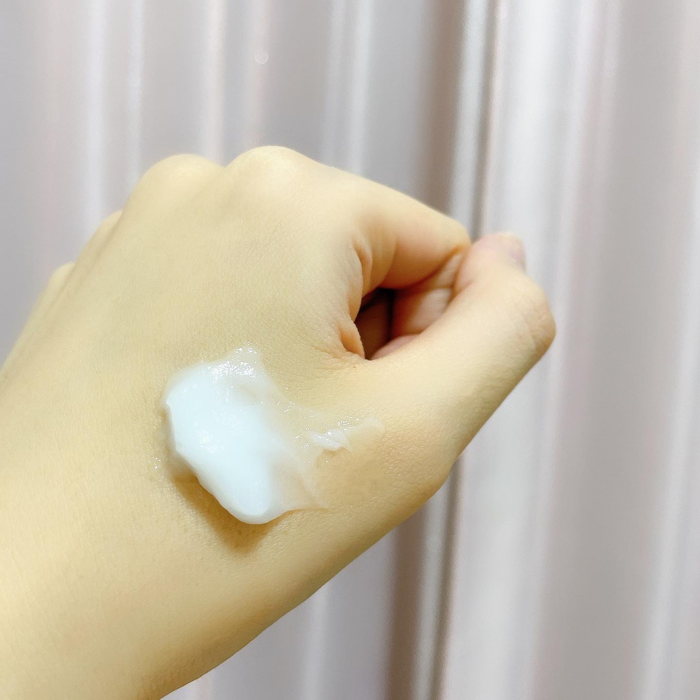 ニベア ロイヤルブルーボディクリーム うるおい密封ケア/ニベア/ボディクリームを使ったクチコミ（3枚目）