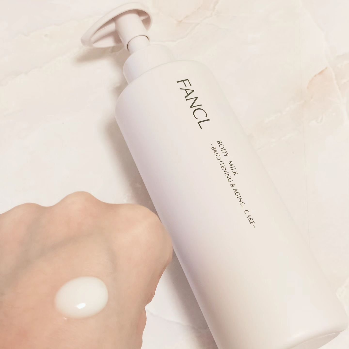 ボディミルク ブライトニング＆エイジングケア＜医薬部外品＞/ファンケル/ボディミルクを使ったクチコミ（2枚目）